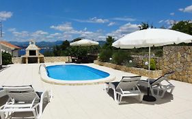 Villa - Bono